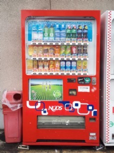 自動(dòng)售貨機(jī)的投幣藝術(shù) 從設(shè)計(jì)到圖庫(kù)的視覺解析